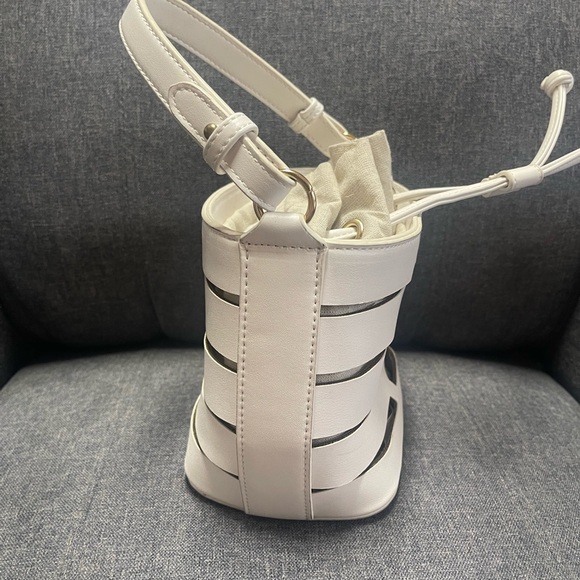 Free People East Hampton Bucket Bag - Picture 4 of 12